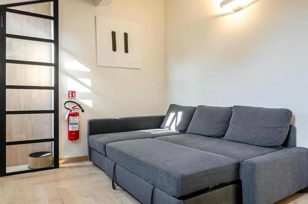 Righi Loft Apartment Bologna 0*,